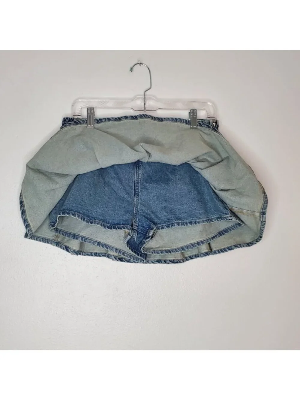 Women's Denim Skater Skort Size 10 Pleated Mini Skirt With Built-In Shorts Wild